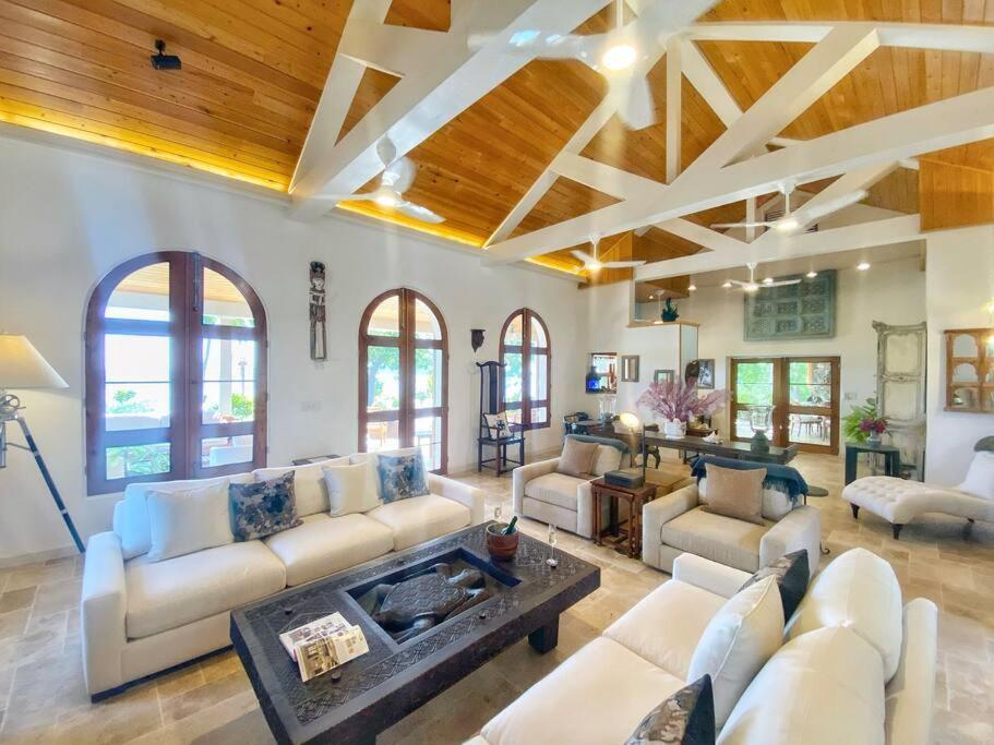 East End Luxury 7Br Waterfront Villa With Views Of Marina Cay And Scrub Island מראה חיצוני תמונה